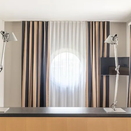 Royal - Urban Living