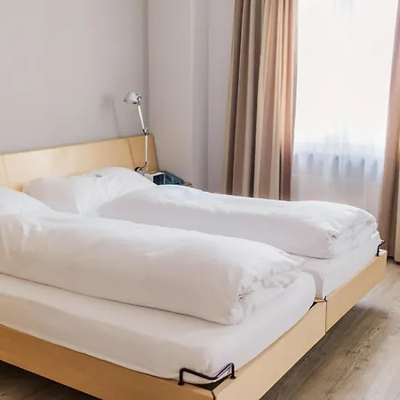 Royal - Urban Living 4*