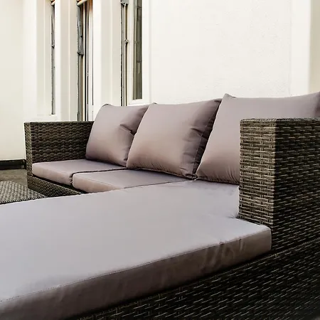 Royal - Urban Living